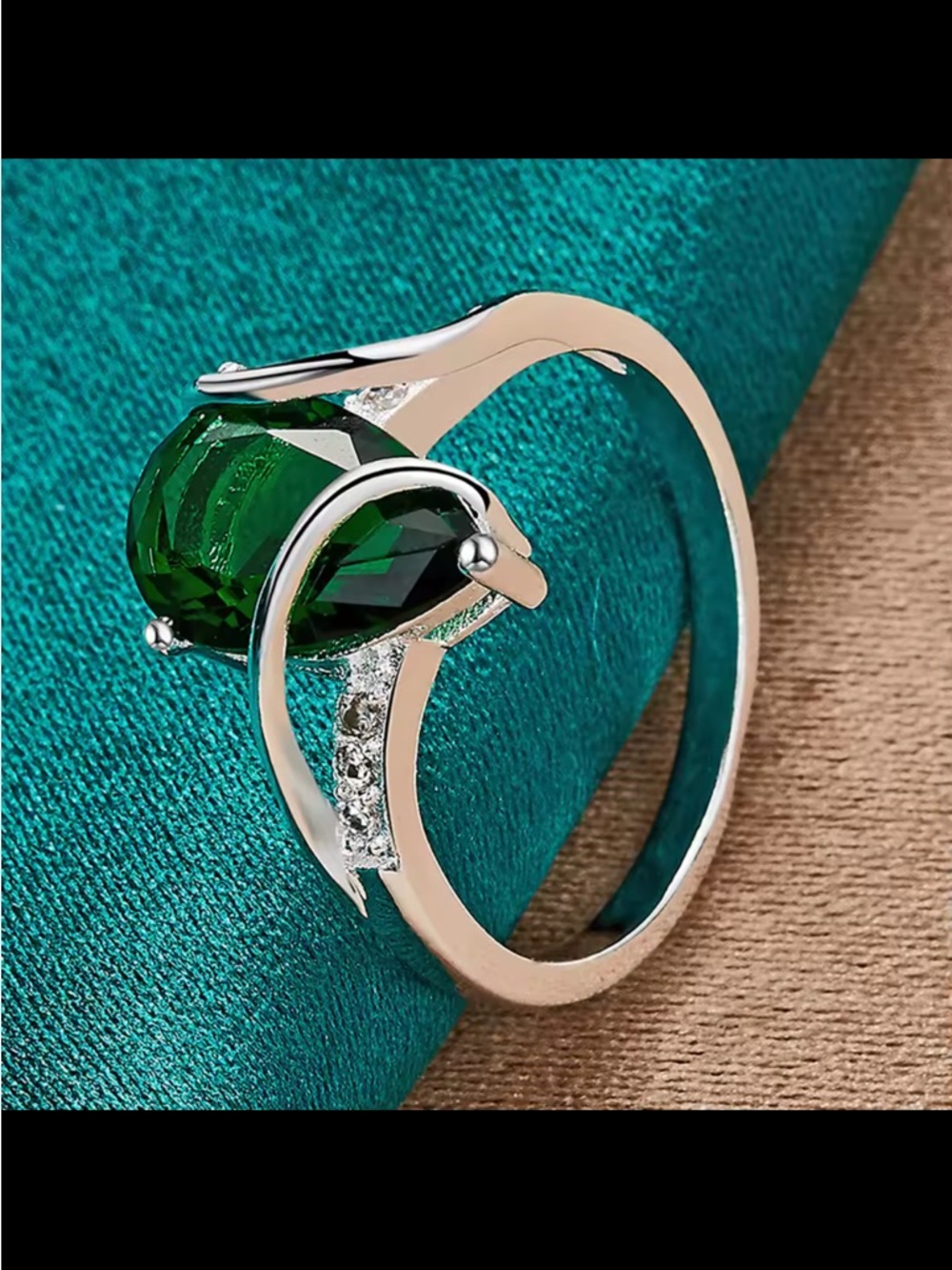 925 Sterling Silver Emerald Cubic Zirconia Ring Size 7 - Picture 3 of 3